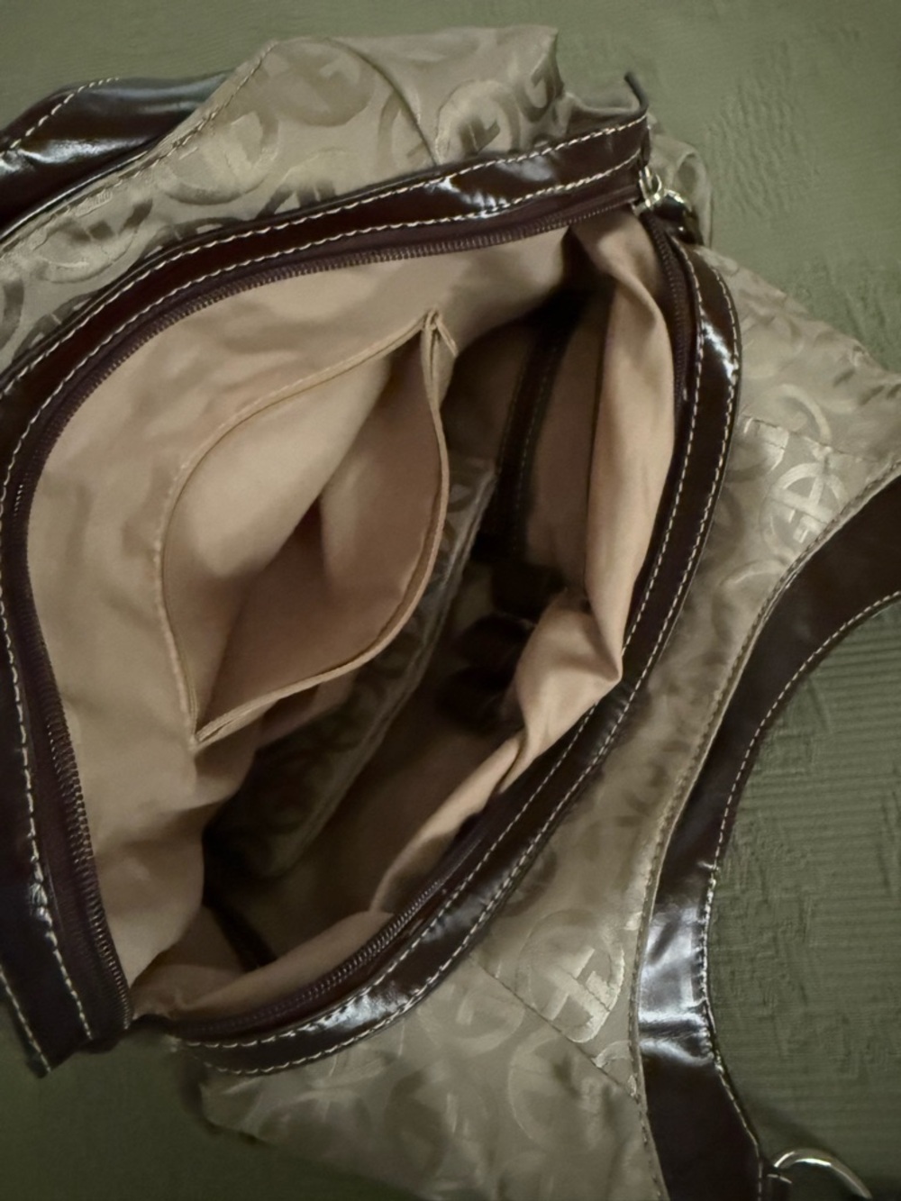 Gianni Bini Taupe Hobo with Dark Brown Trim - Picture 2 of 3